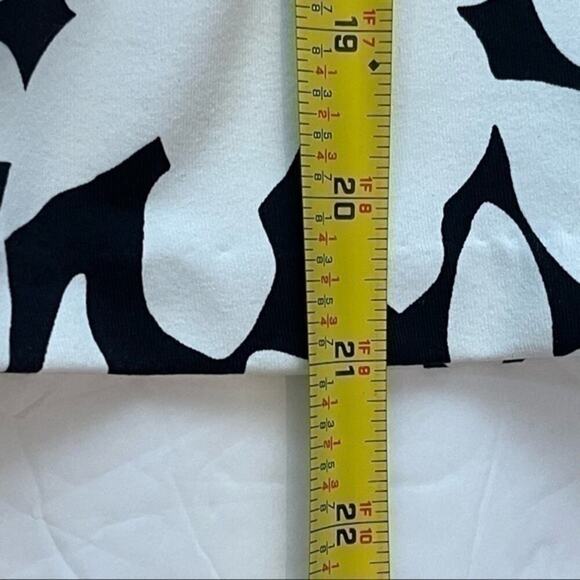 Cynthia Rowley Bold‎ Black & White Print Cottage Full Skirt NWOT Size M - Picture 9 of 10